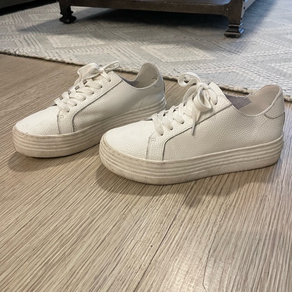 Crown Vintage Platform White Sneakers - Picture 5 of 6